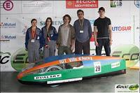 l'équipe tout électrique et le véhicule ÉcoCar 5E au Challenge EducEco 2010 l'équipe tout électrique et le véhicule ÉcoCar 5E au Challenge EducEco 2010